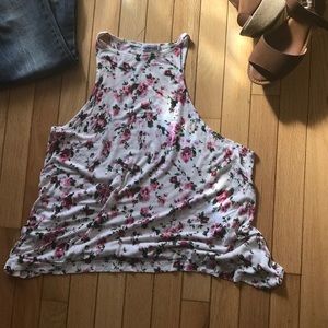 •Floral crop top•